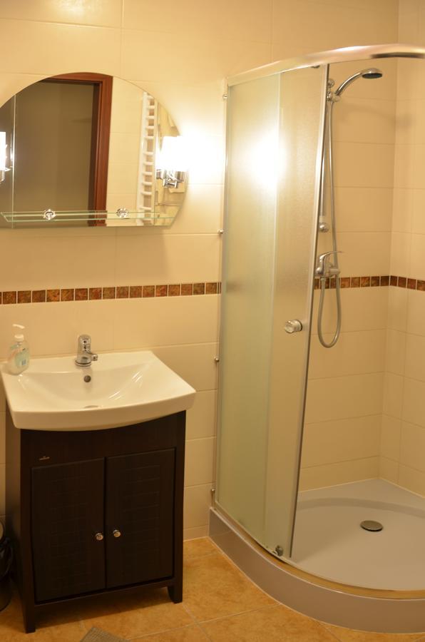 Zagloba Karczma Hotel Opole Kültér fotó